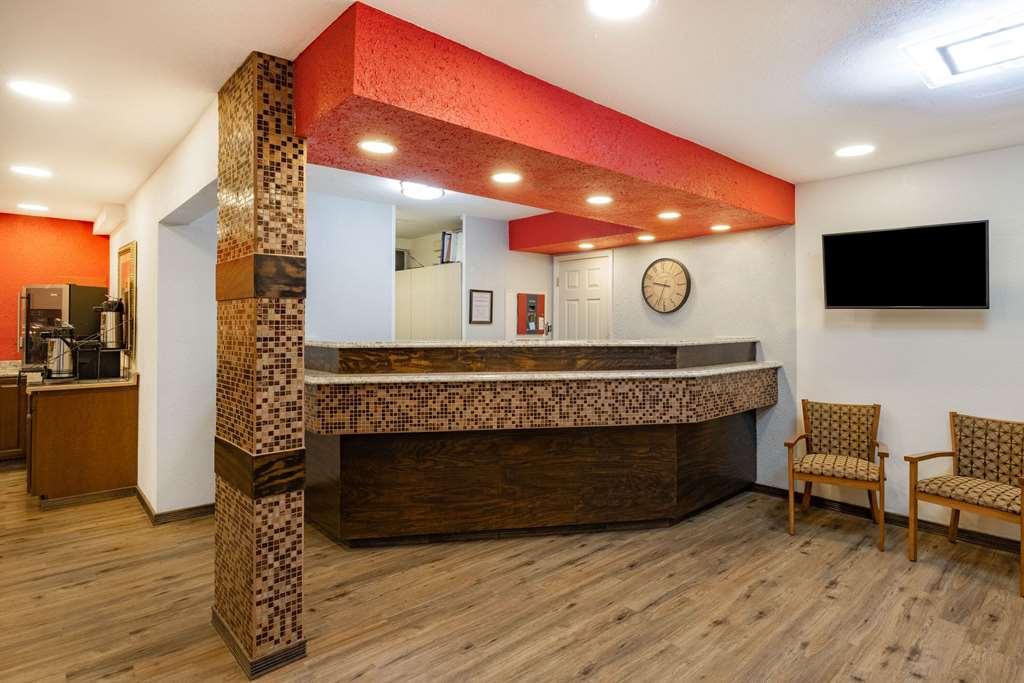 Travelodge By Wyndham Miles City Extérieur photo